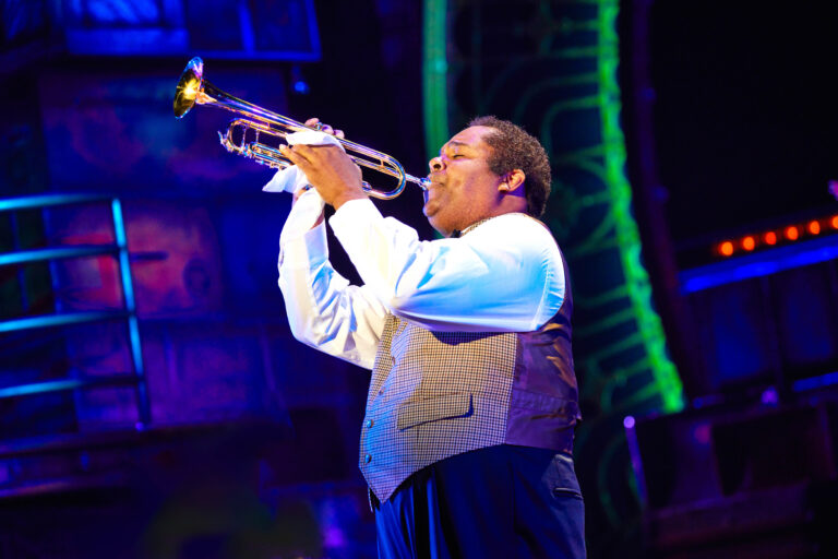 James Monroe Iglehart as Louis Armstrong in A Wonderful World at Broadway in Chicago