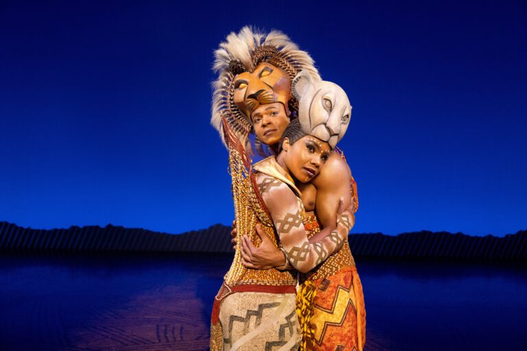 S6ErickD.PatrickasSimba26ThembelihleCeleasNala.TheLionKing.Disney.PhotobyMatthewMurphy