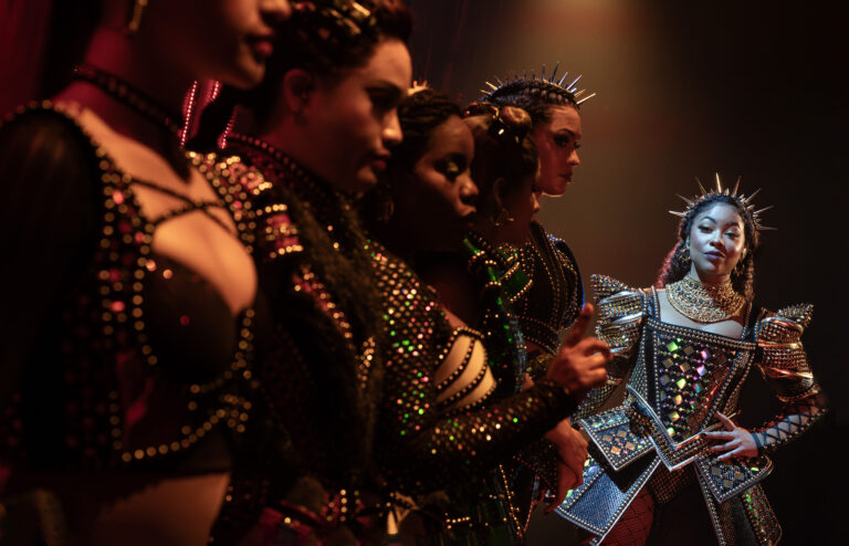 (3) Chani Maisonet as Catherine of Aragon in The North American Tour Boleyn Company of SIX. Photo by Joan Marcus (1031r)